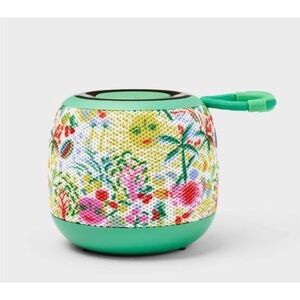 Roller Rabbit X Target BlueTooth Vacation Speaker Yellow Green New